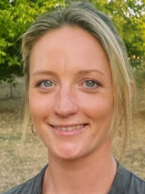 CA-Portraits-CALVET-DEBORAH-01